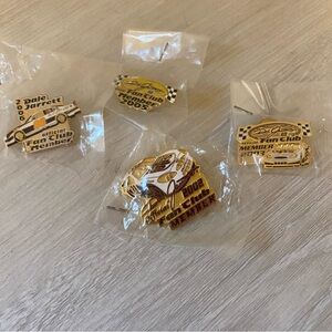 Lot 4 Dale Jarrett NASCAR Fan Club Pins 2002–2006 New Sealed Mint UPS #88
